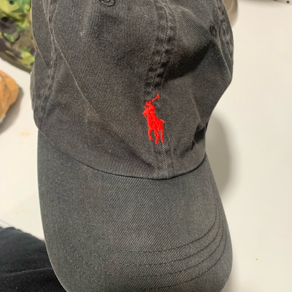 Ralph Lauren Charcoal Cap with Red Emblem - Picture 2 of 9